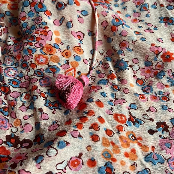 Brand new bright and beautiful blouse!! - Picture 3 of 3